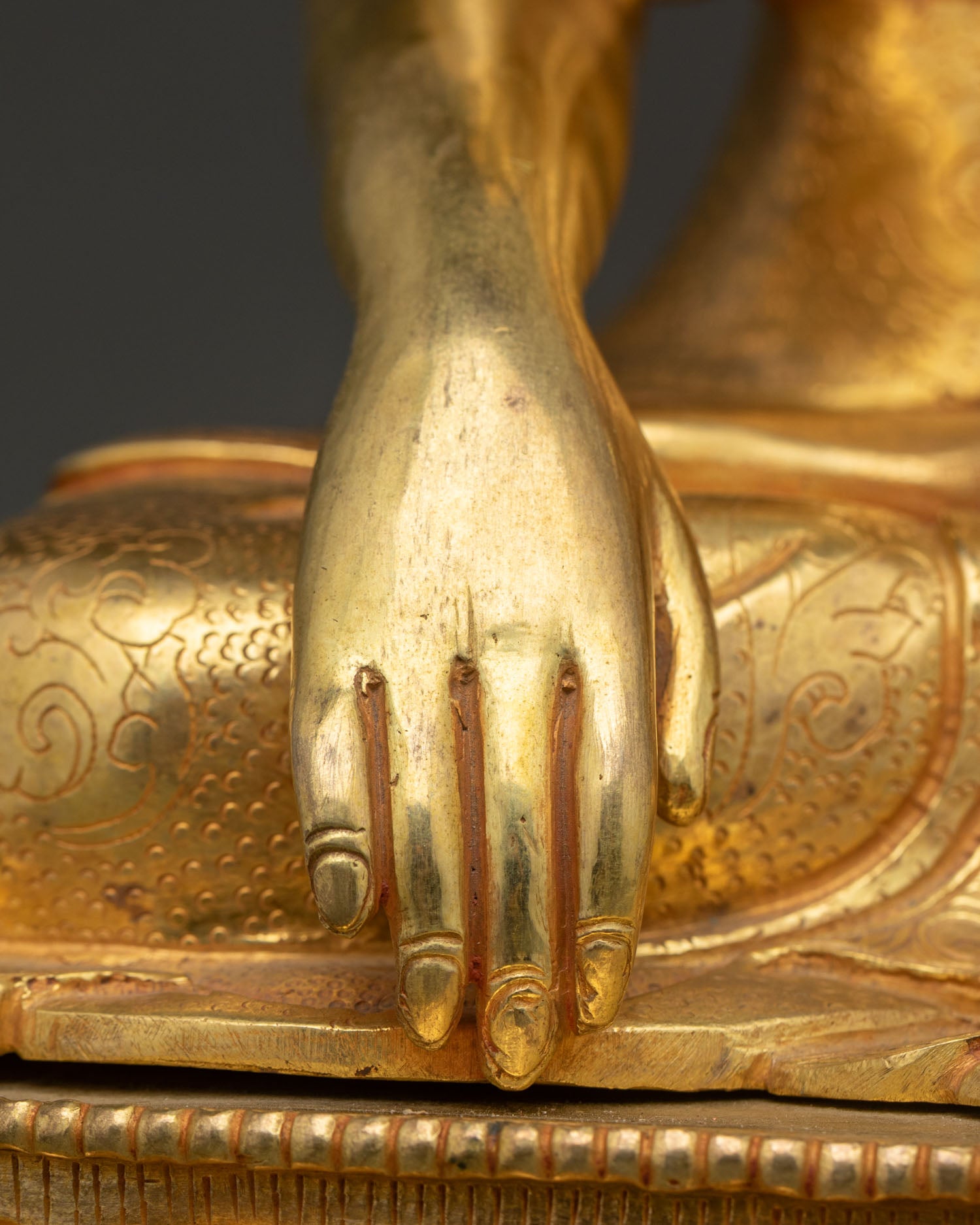 Shakyamuni Buddha Statue | Symbol of Spiritual Awakening