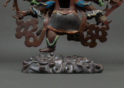 Uchusma Statue
