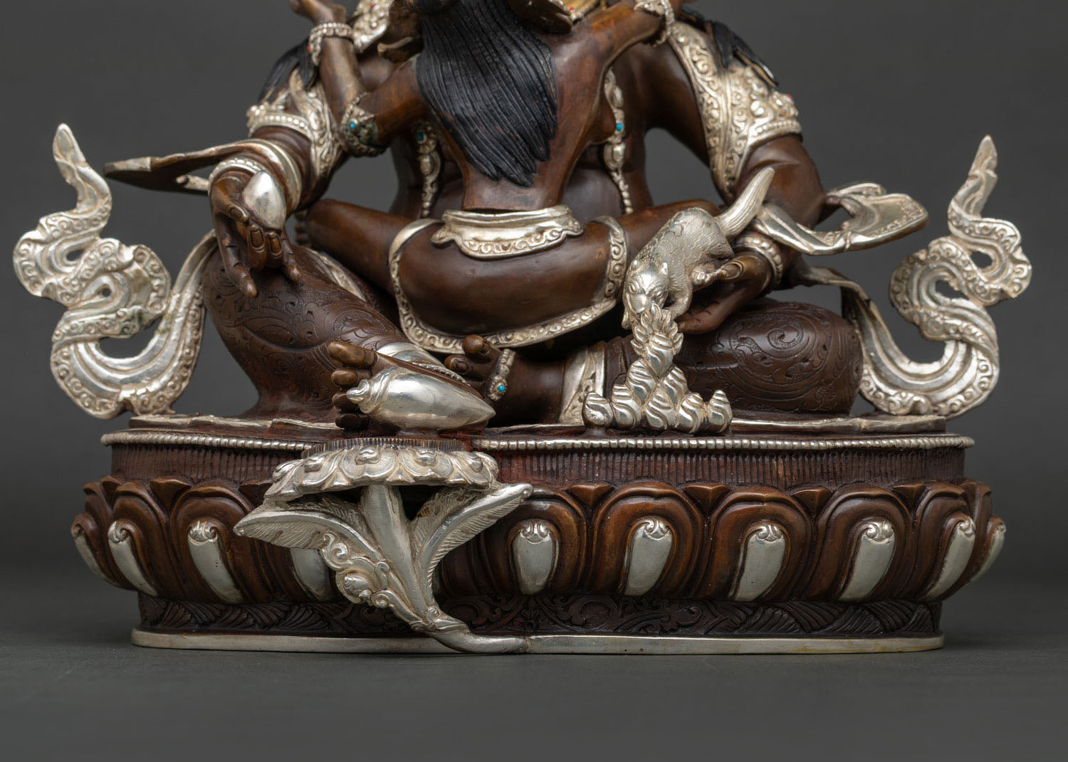 Red Dzambhala Statue
