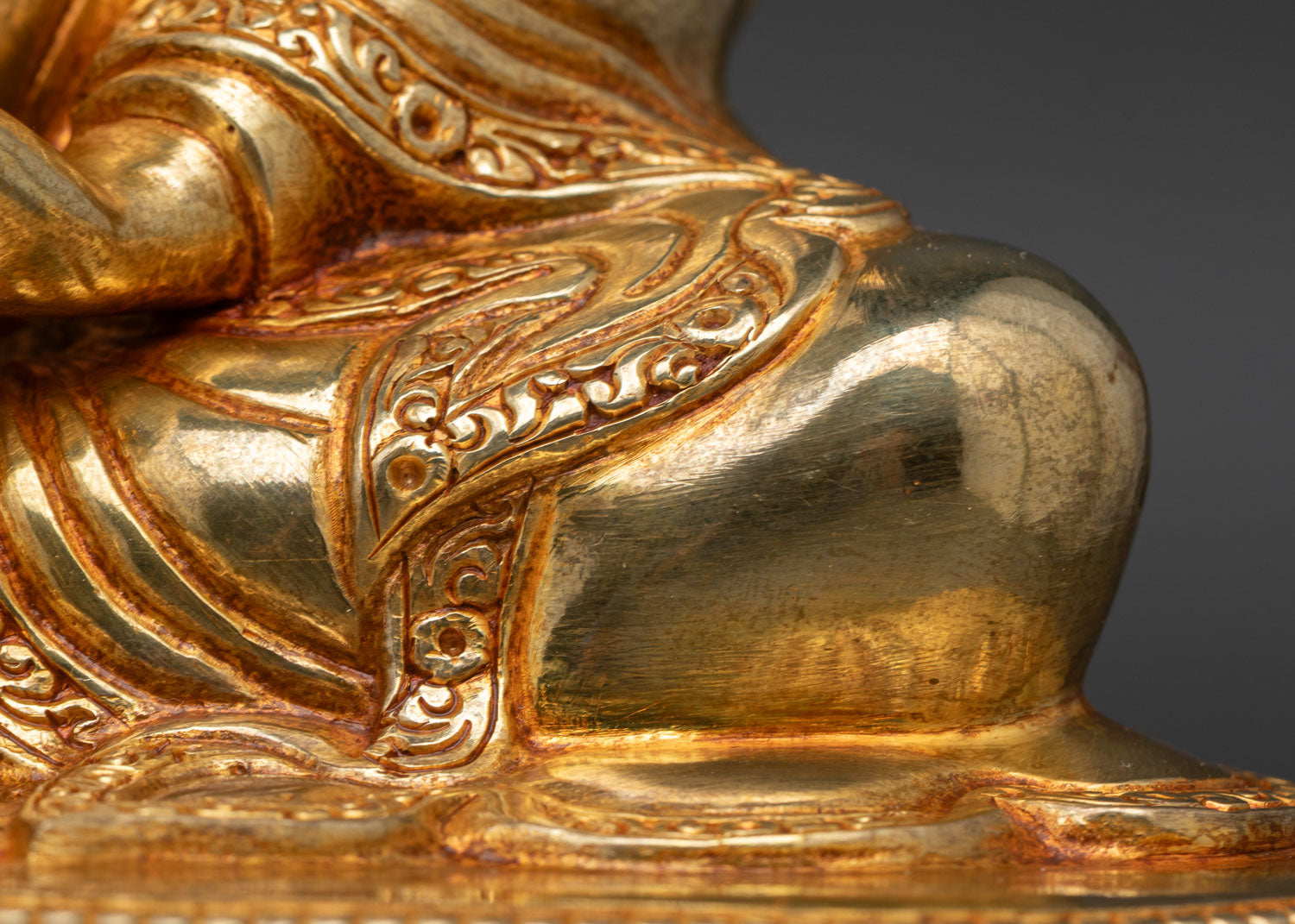 Guru Rinpoche Statue | Sacred Himalayan Buddhist Art