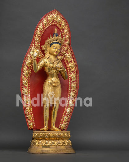 Guru`s Wifes Statue