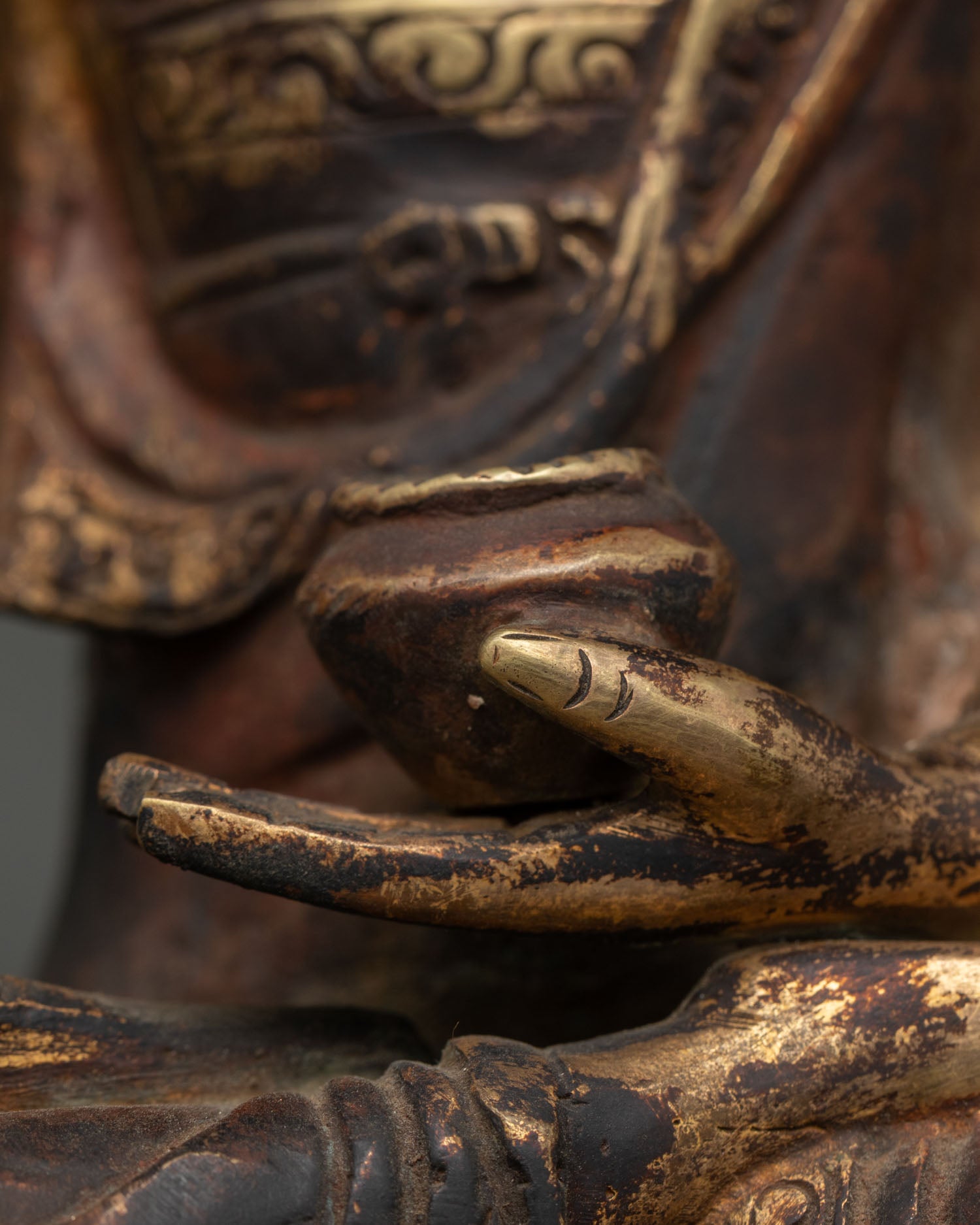 Shakyamuni Buddha Statue | Buddha of Enlightenment and Compassion