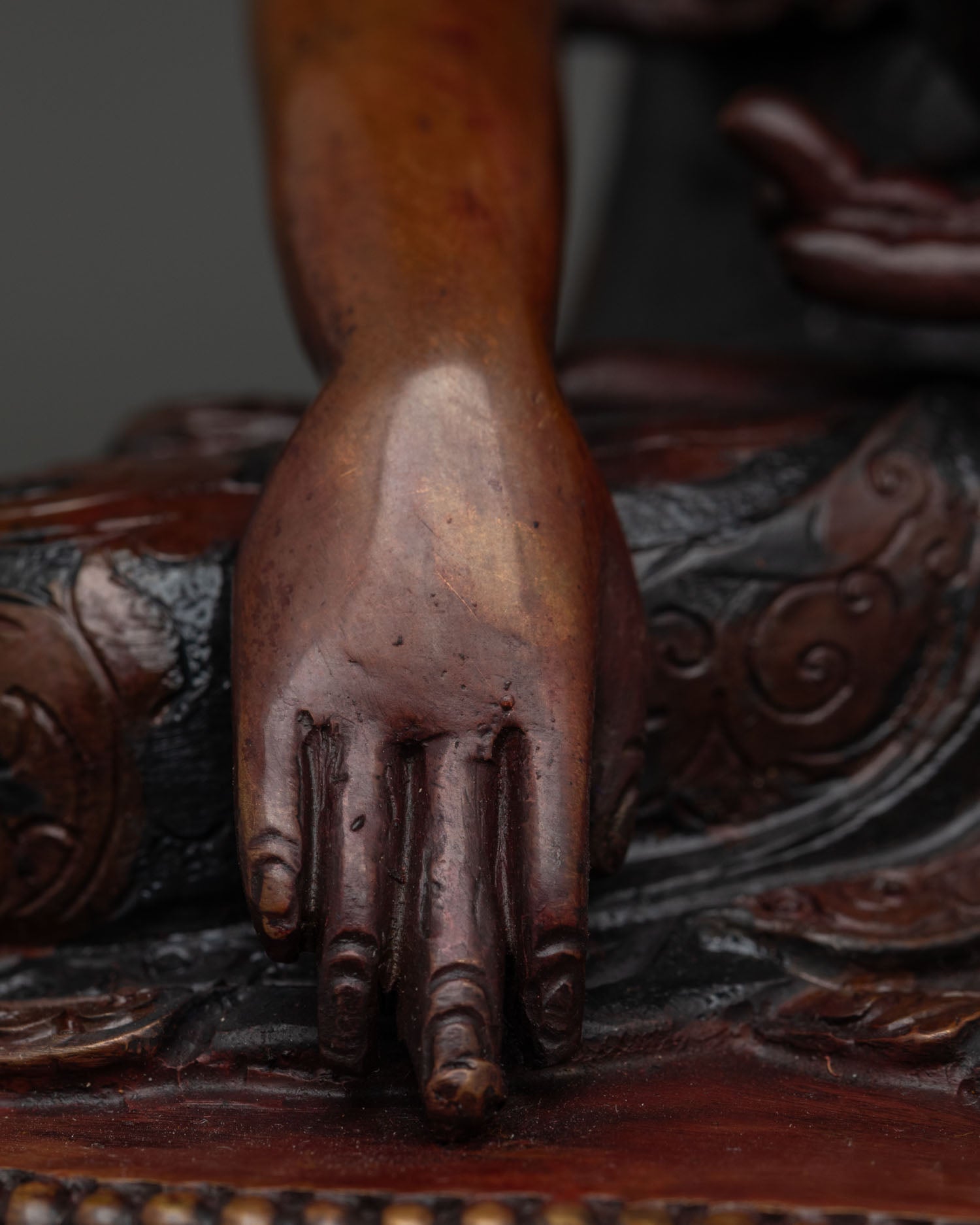 Crown Shakyamuni Buddha Statue