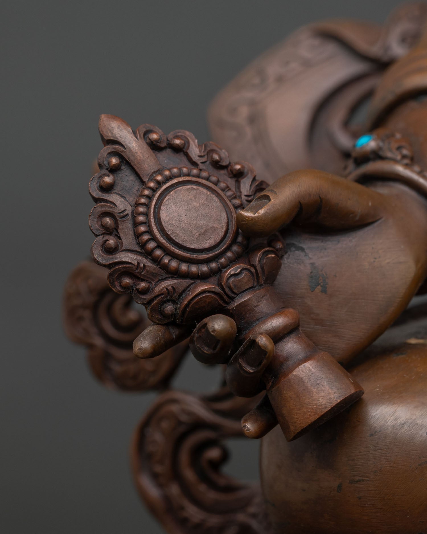 Dukar Statue