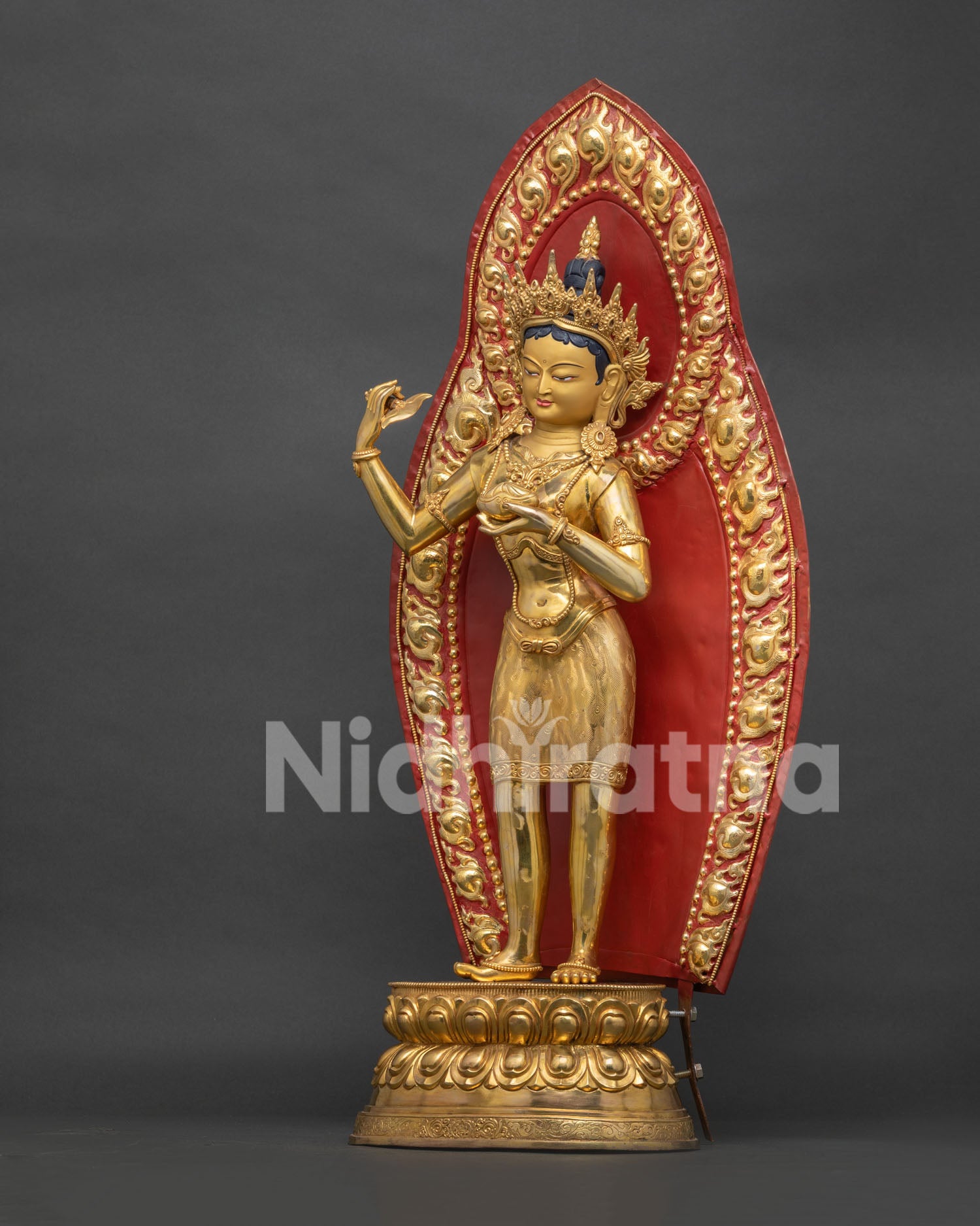 Guru`s Wifes Statue