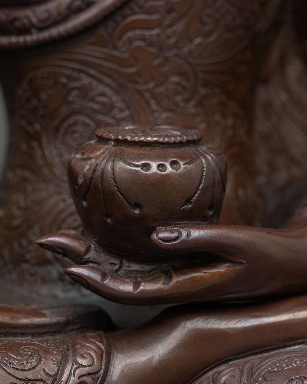 Earth-Touching Shakyamuni Buddha Statue | Zen Decor for Meditation Room