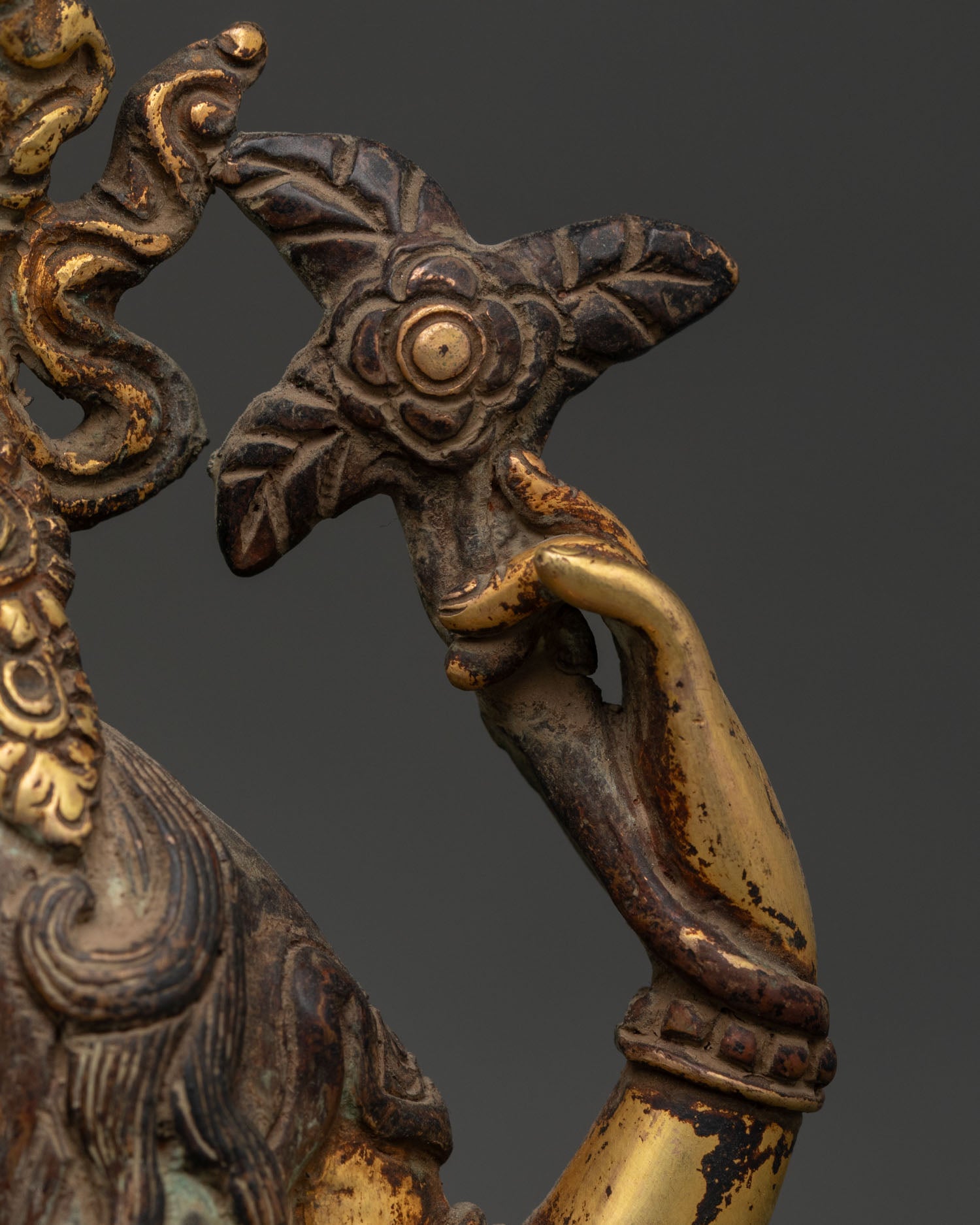 Chenrezig Statue | Sacred Himalayan Buddhist Sculpture