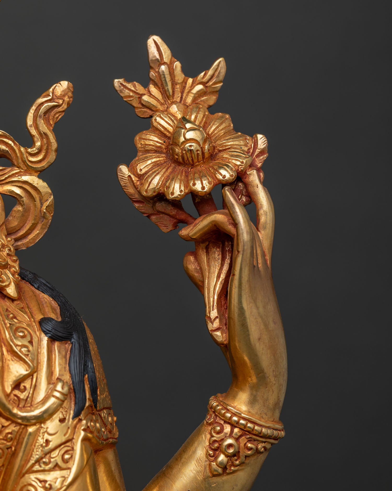 Chenrezig Copper Statue for Sale – Genuine Nepalese Handicraft