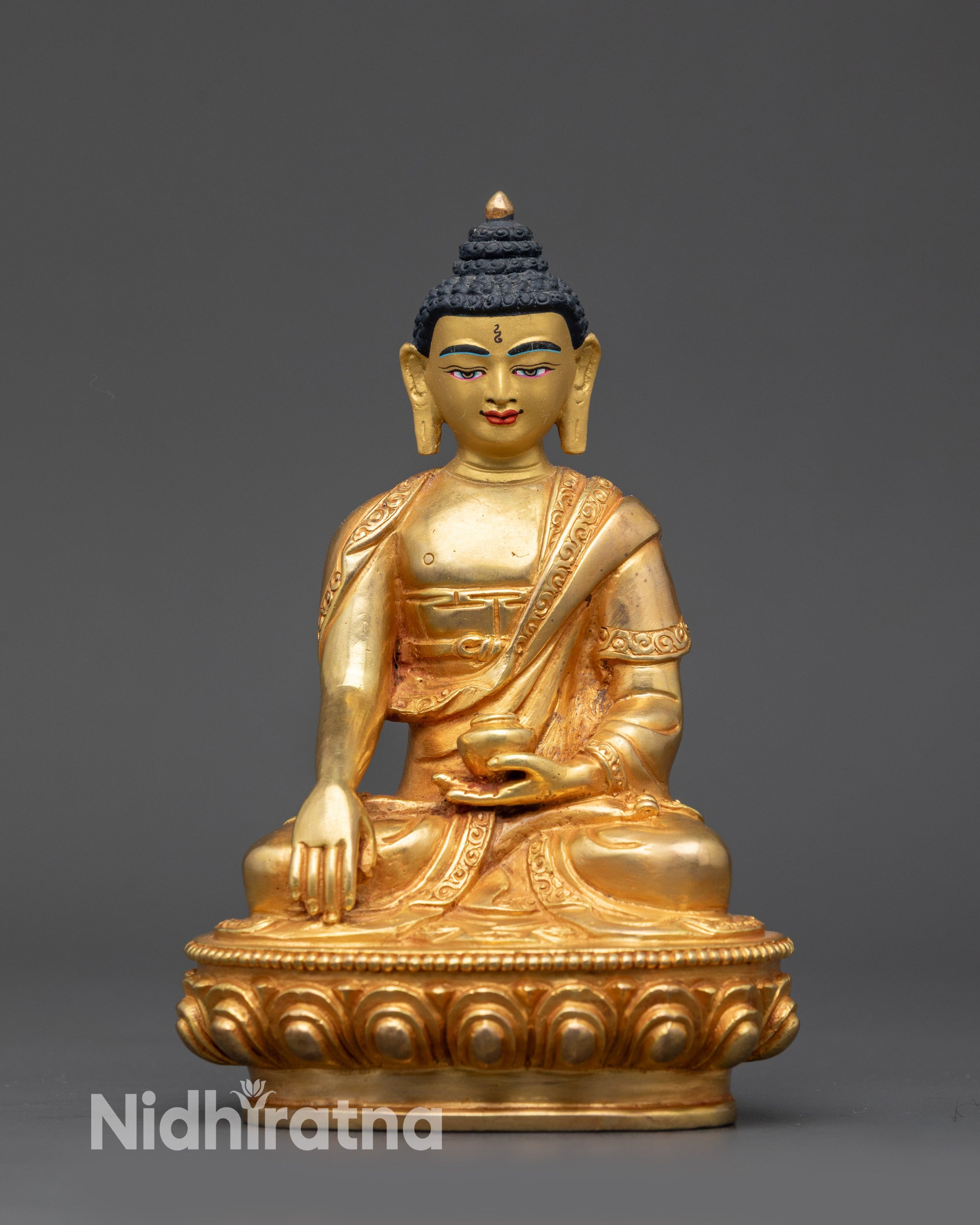 Buddha Shakyamuni Statue
