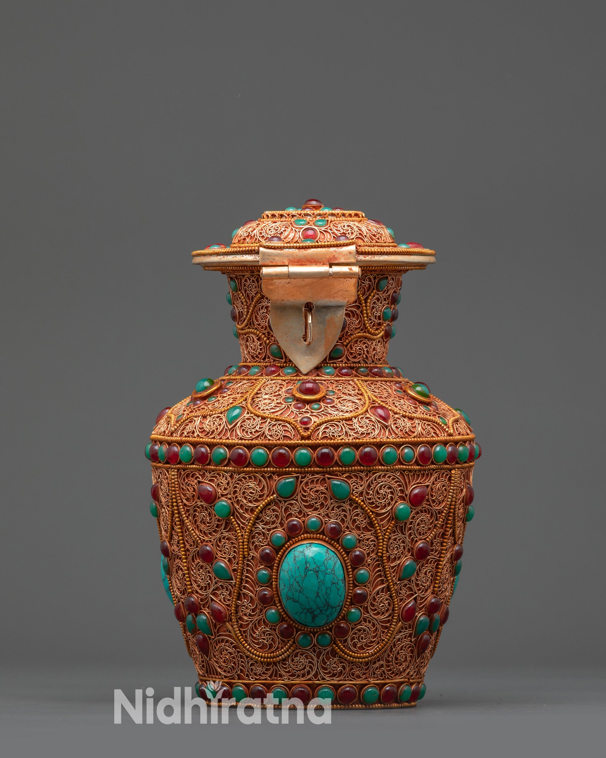 Treasure Vase