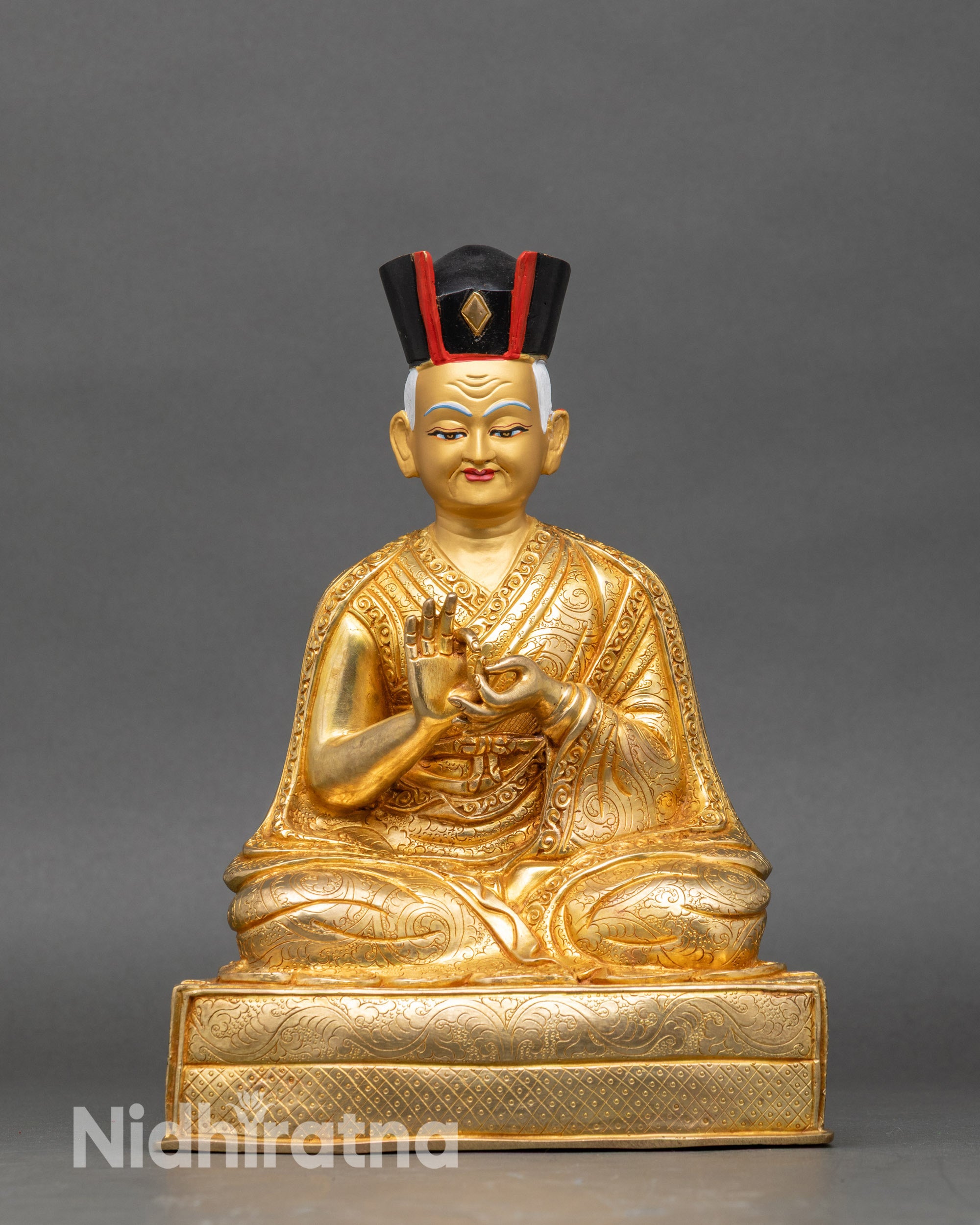 Front view 1st Karmapa Dusum Khyenpa statue Black Crown 24K gold gilded copper