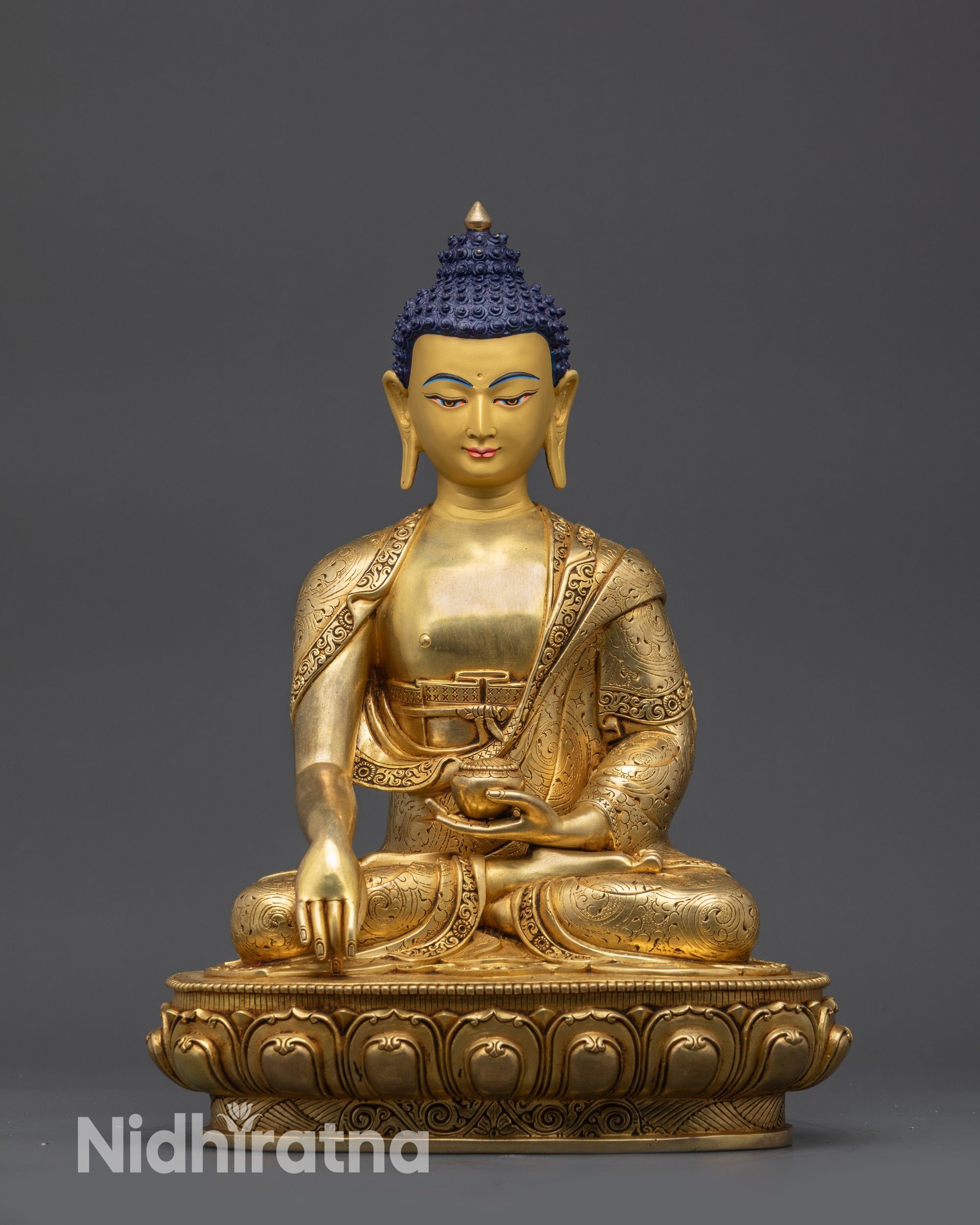 Front view Sacred Shakyamuni Buddha Statue handmade by Newari artisans Nepal