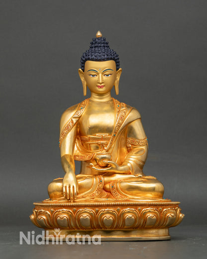 Front view of Shakyamuni Buddha statue, lotus seat, gold fire-gilded copper
