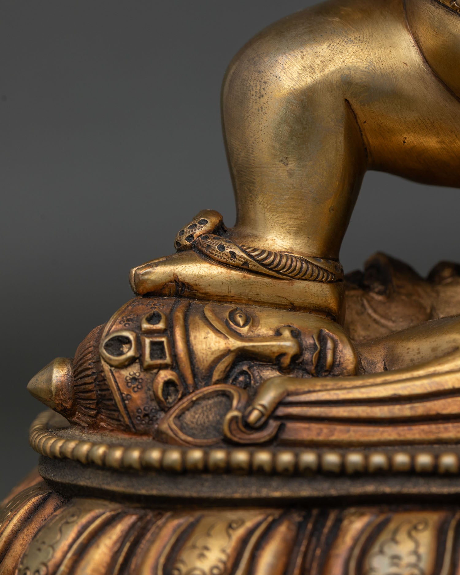 Black Dzambhala Statue