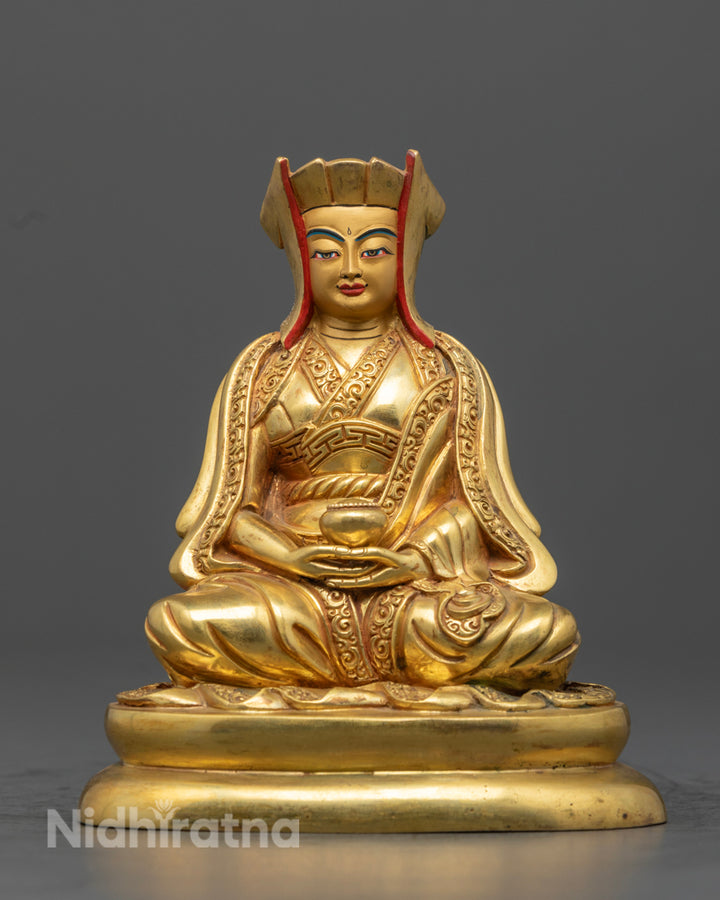 Gampopa Statue: Inspiring Buddhist Artwork for Meditation