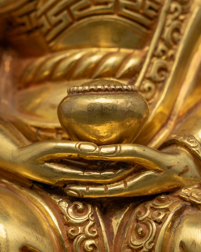 Gampopa Statue: Inspiring Buddhist Artwork for Meditation