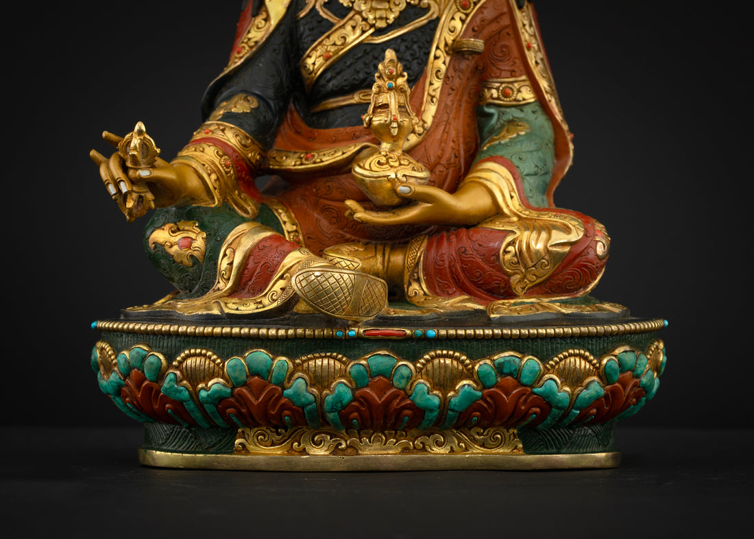 Guru Padmasambhava in Divine Colors: The Lotus-Born Illuminator