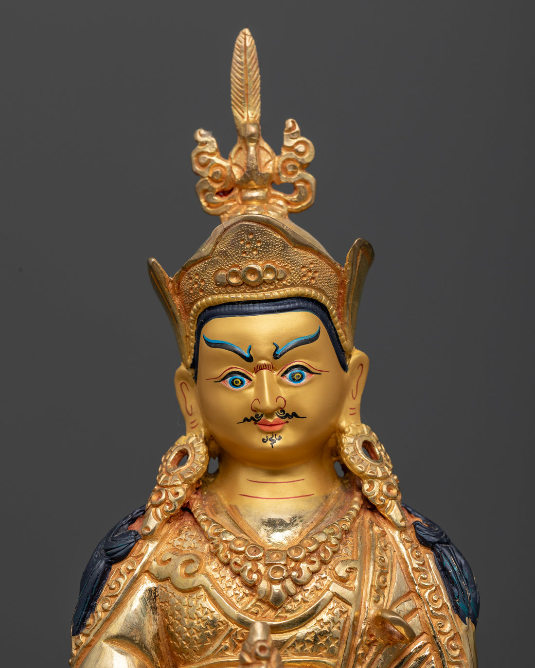 Buddhist Guru Lotus Statue: Symbol of Compassion and Clarity