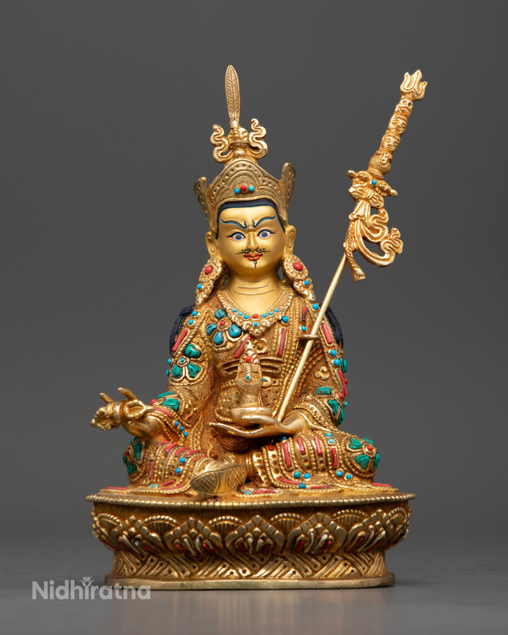 Discover the Wisdom of Guru Rinpoche: Spiritual Teachings and Life Lessons