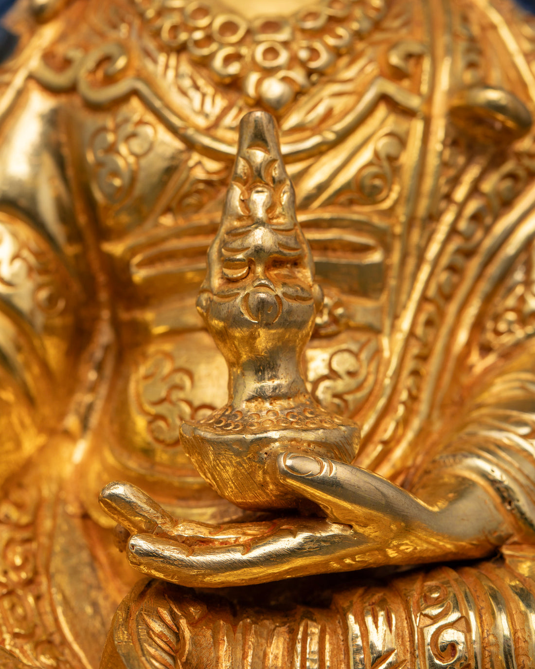 Sacred Guru Rinpoche Statue : Nepalese Art for Practitioners