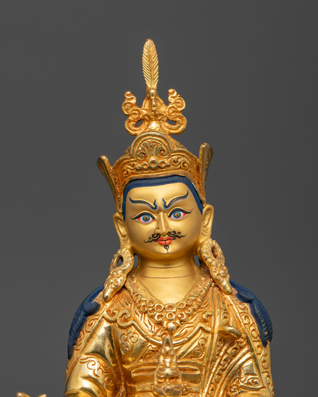 Sacred Guru Rinpoche Statue : Nepalese Art for Practitioners