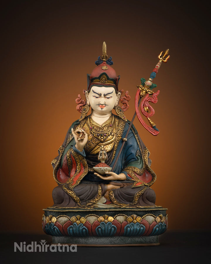 Vajrayana Guru Rinpoche Statue | Spiritual Growth