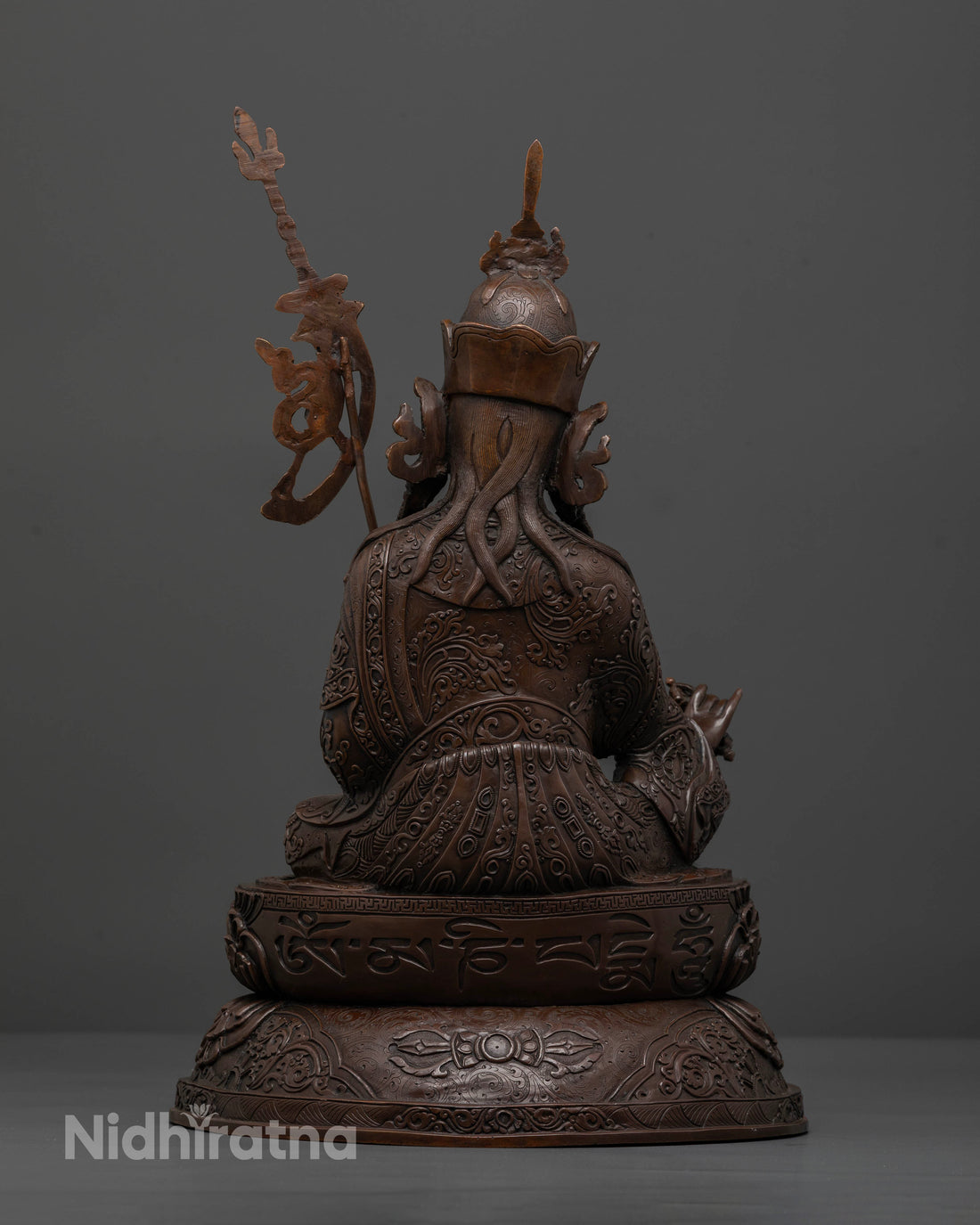 Oxidized Guru Rinpoche Statue: Timeless Artistry for Devotees