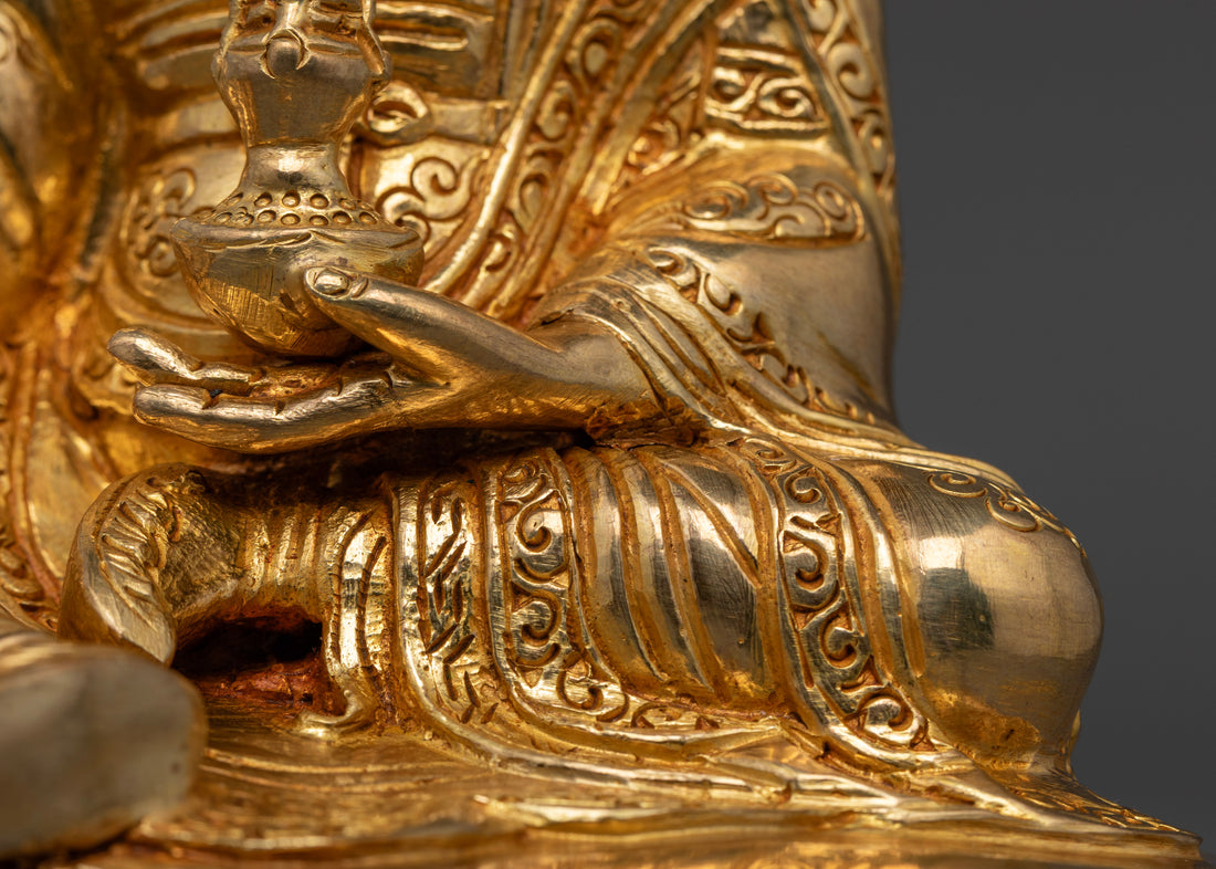 Guru Rinpoche Statue: Icon of Tibetan Buddhism