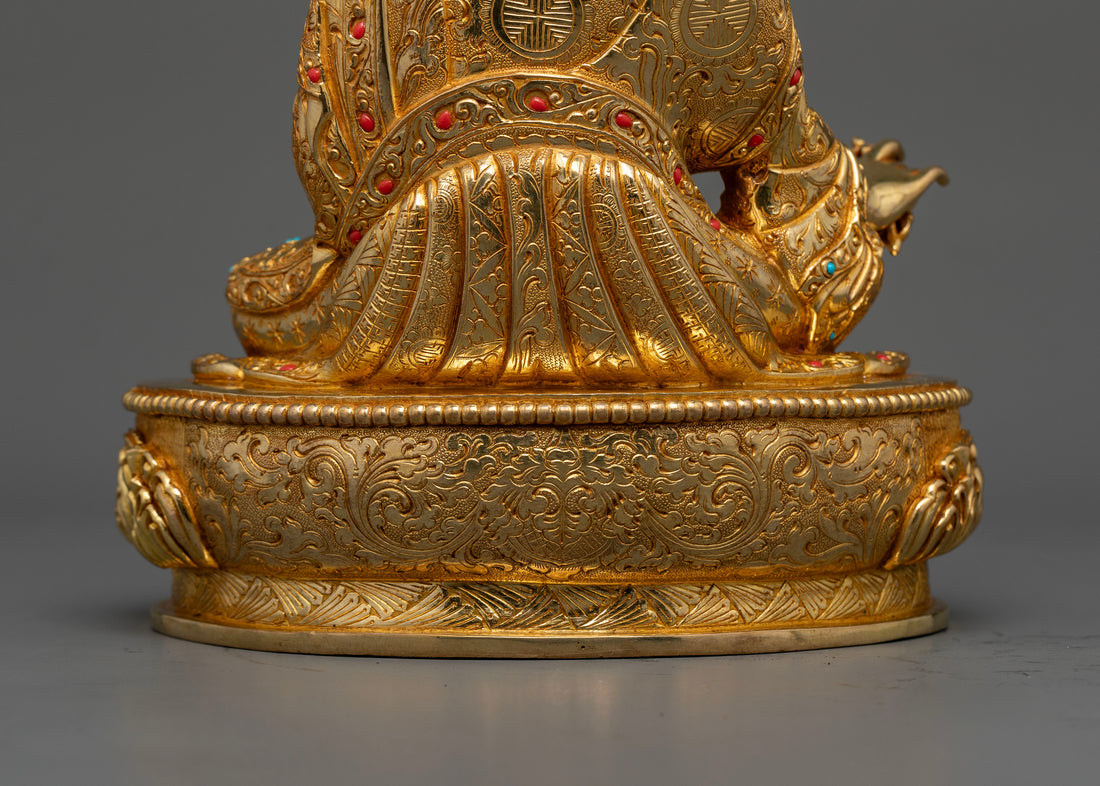 Master of Tantric Buddhism: Guru Rinpoche Statue