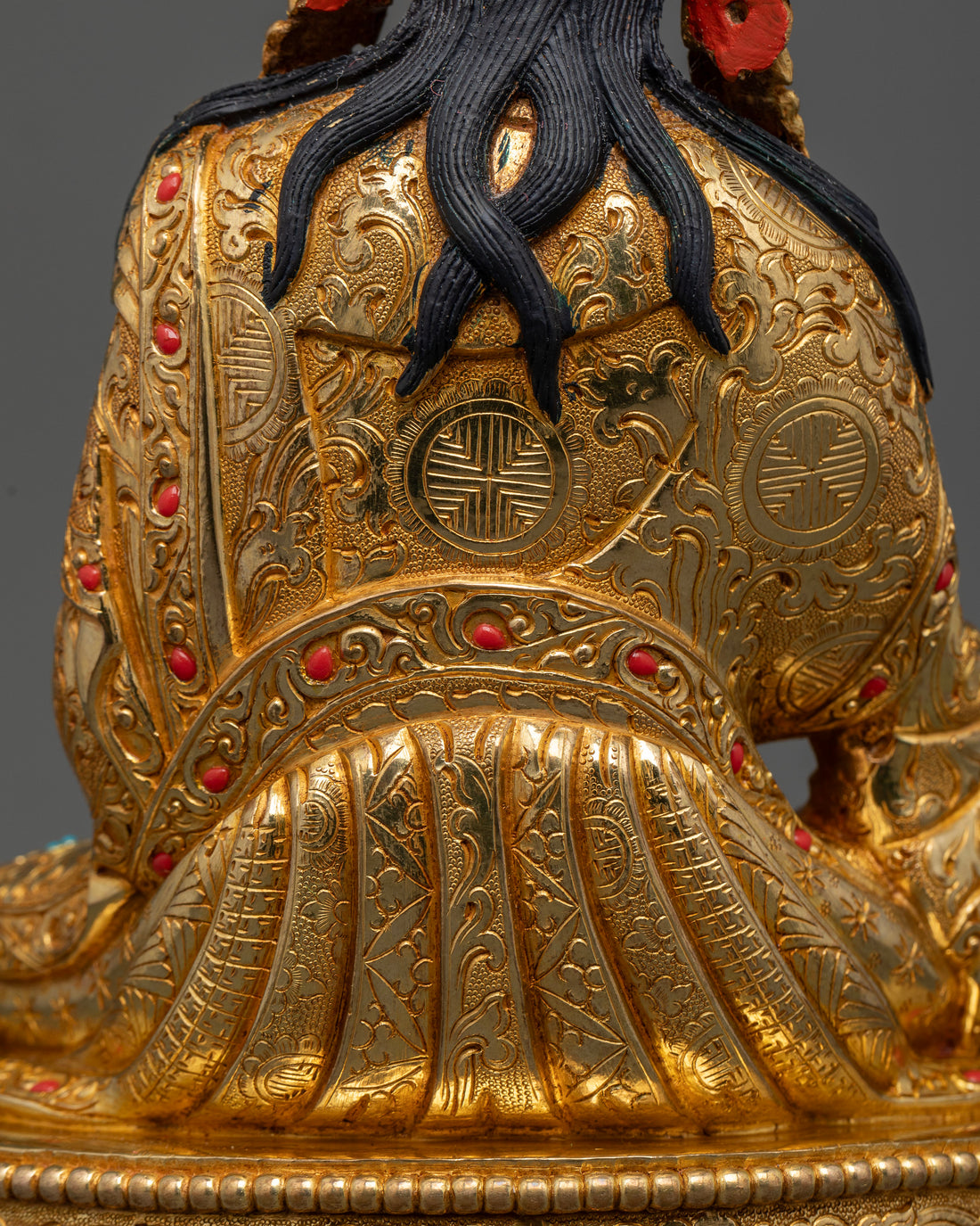 Master of Tantric Buddhism: Guru Rinpoche Statue