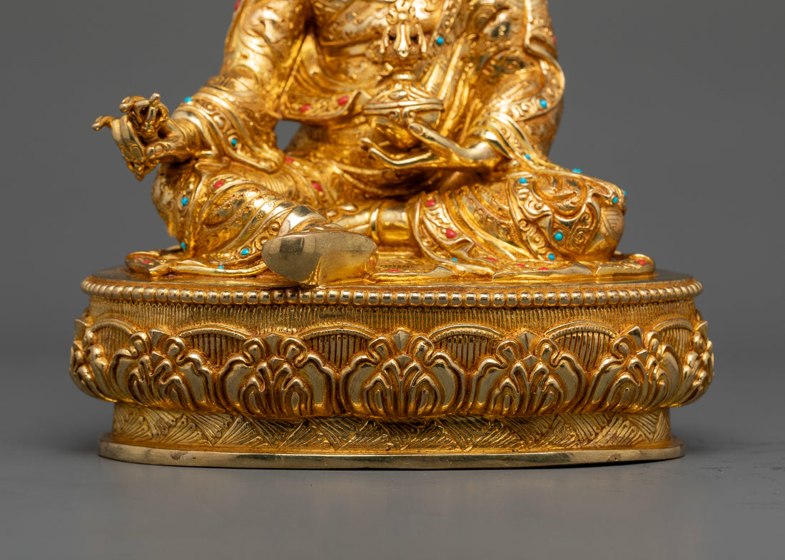 Master of Tantric Buddhism: Guru Rinpoche Statue