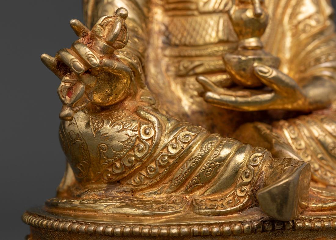 Golden Lotus Guru: Embodiment of Spiritual Power and Compassion