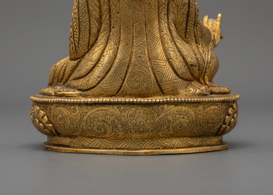 The Golden Guru Rinpoche: Handcrafted Perfection in Sacred Art