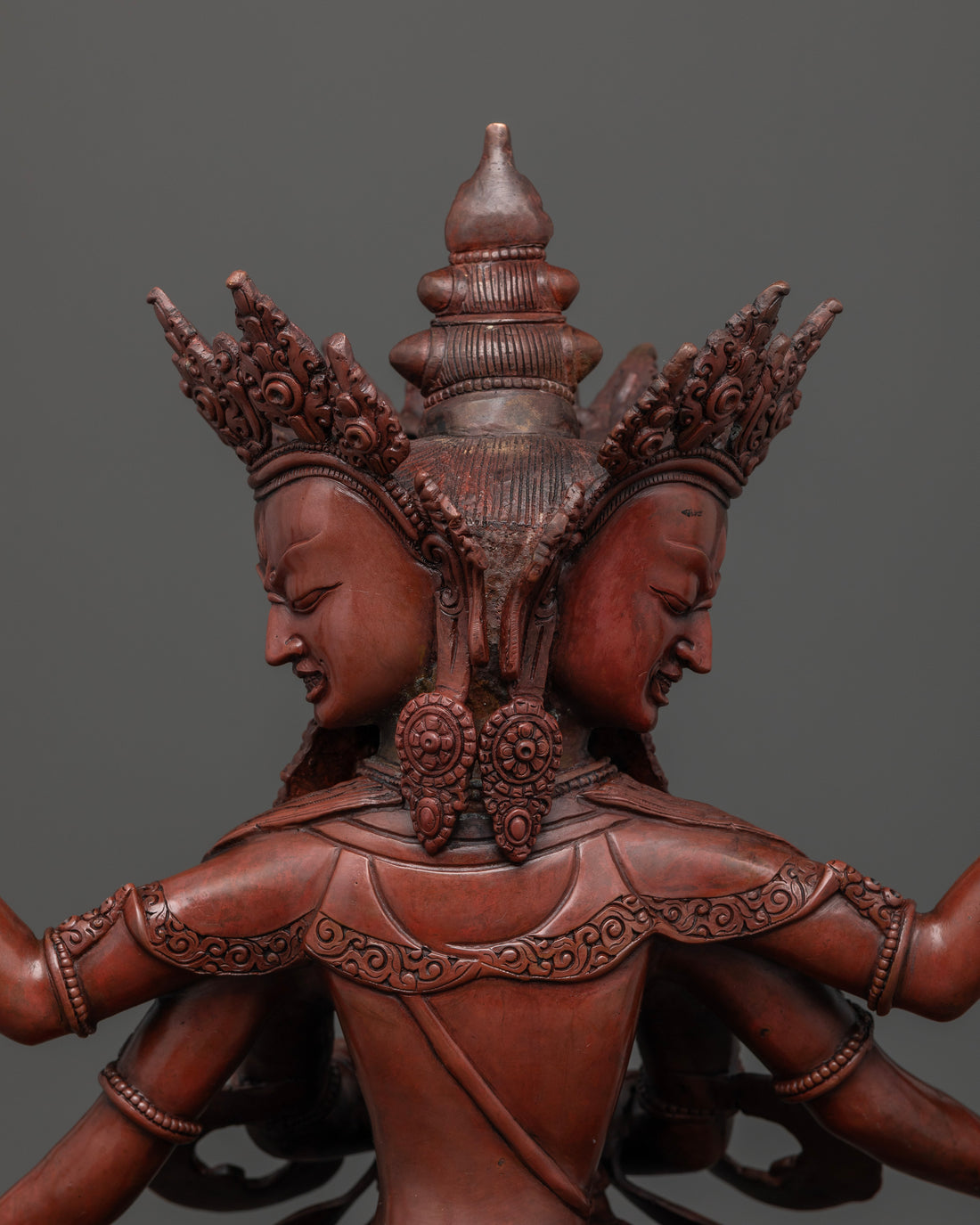 Guhyasamaja: The Embodiment of Tantric Transcendence