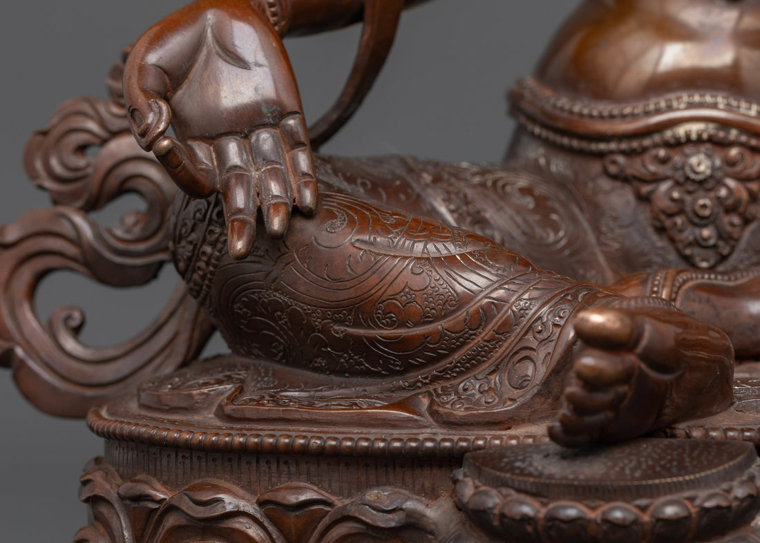 Oxidized Female Buddha Statue: A Symbol of Enlightened Femininity