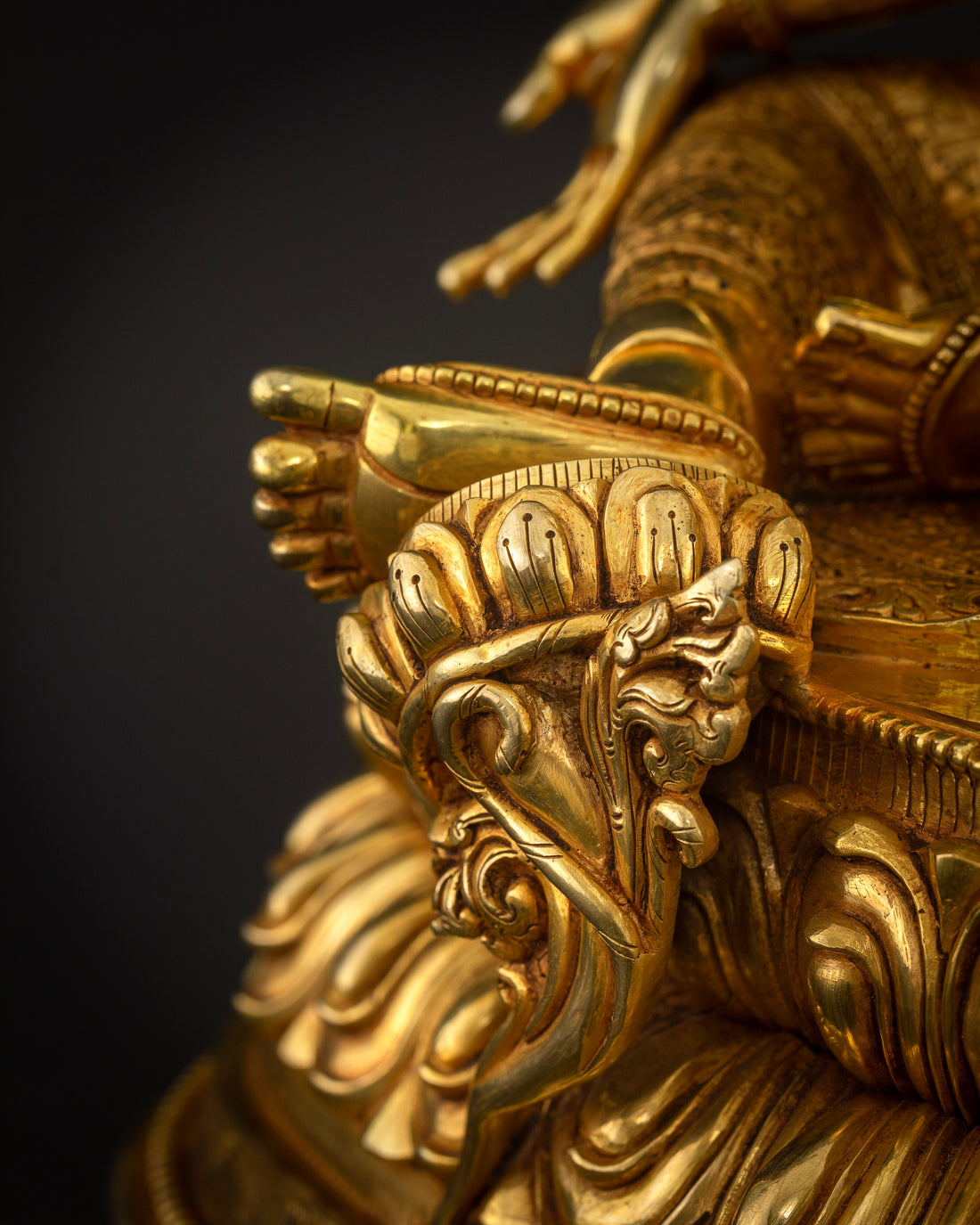 The Essence of Green Tara in Buddhist Art: Sculpture Guide