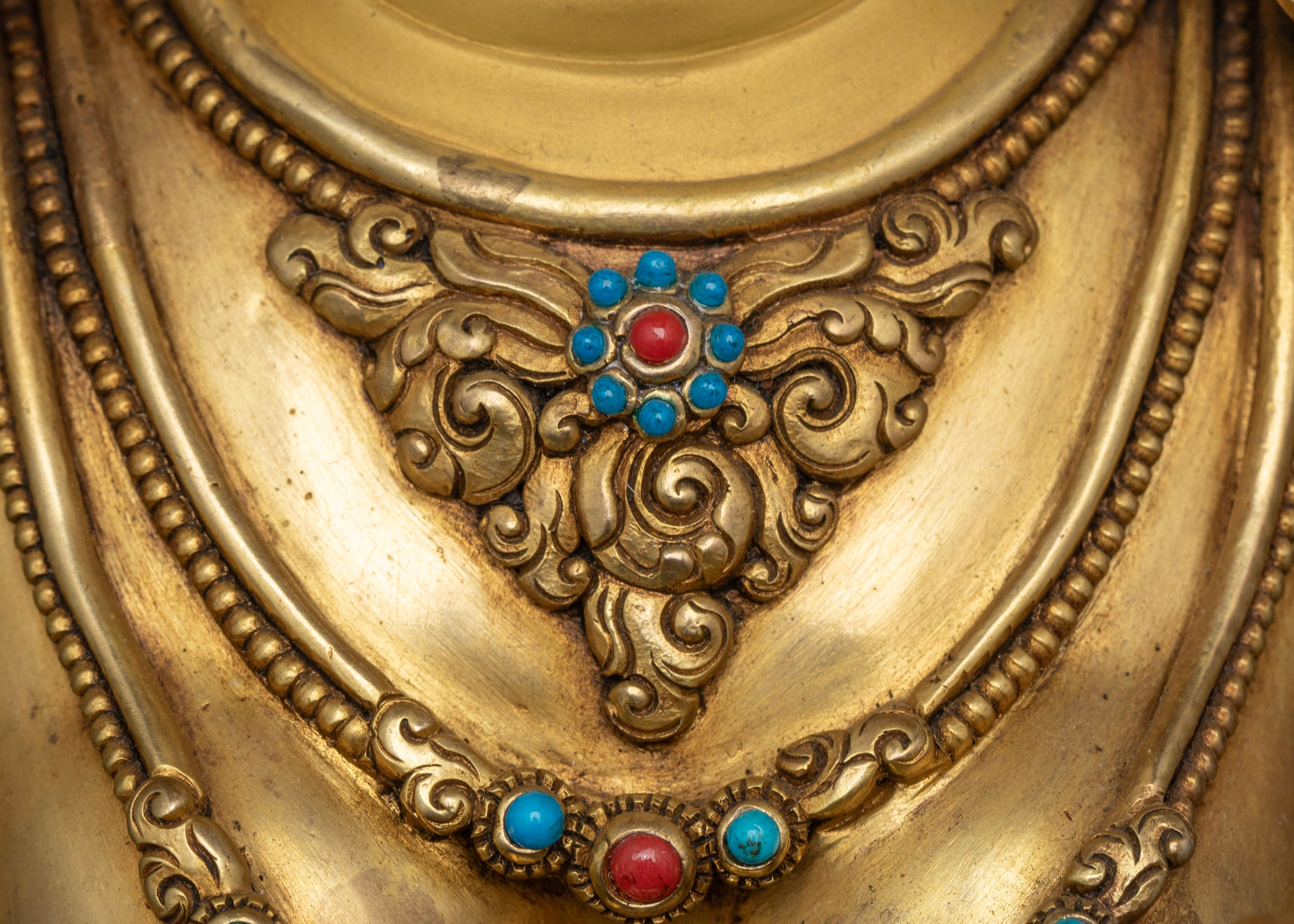 Premium White Tara Statue: Elegant Buddhist Art for Spiritual Healing