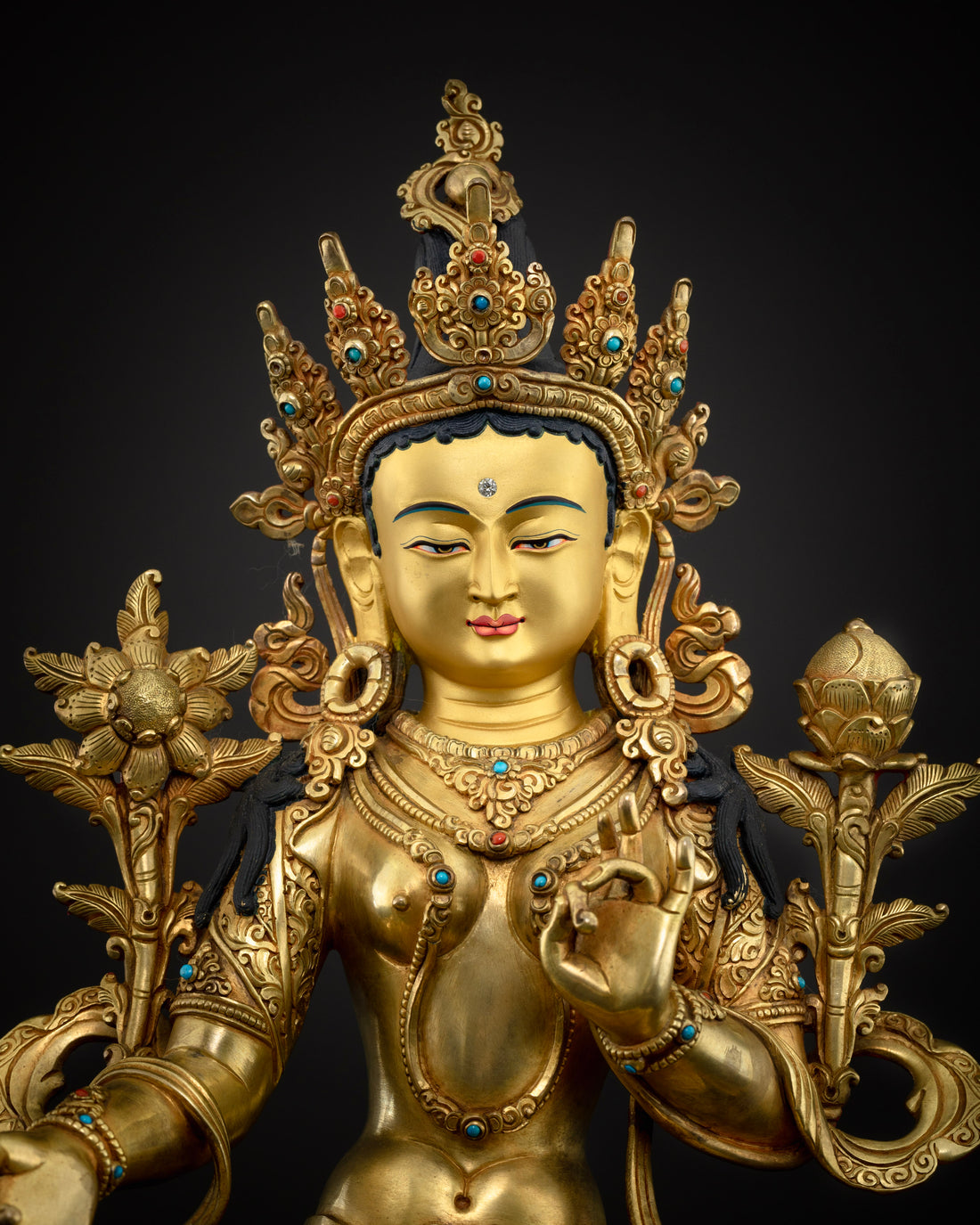 Luxurious Green Tara Statue: A Masterpiece for Spiritual Practitioners