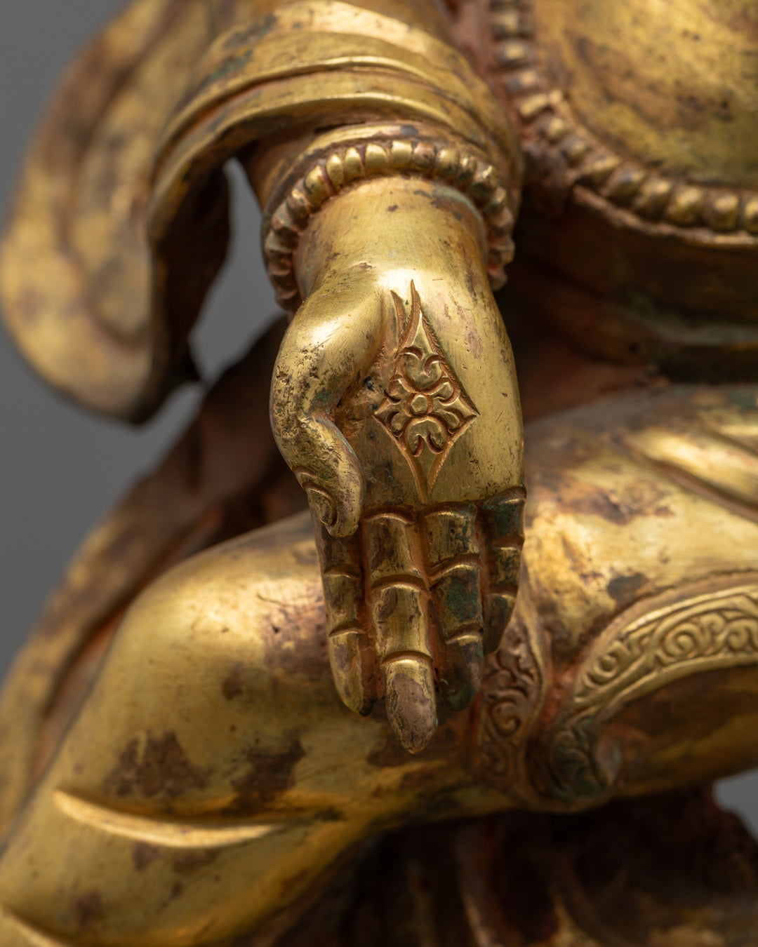 Buy Traditional Ganesha Statue Online | Best Ganesh Idol