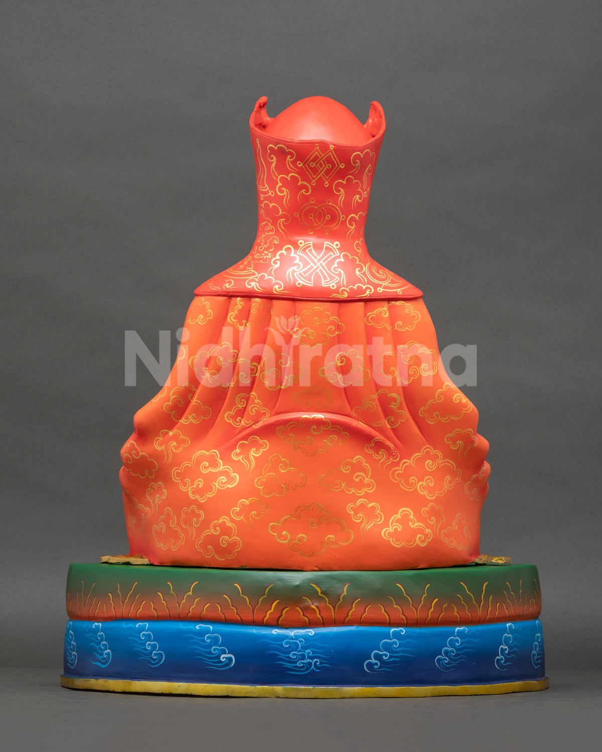 Gompopa Statue