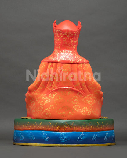 Gompopa Statue