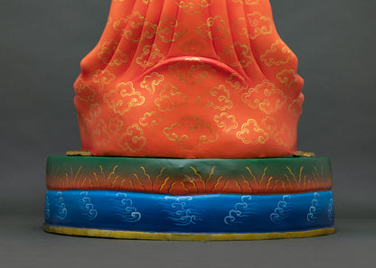 Gompopa Statue