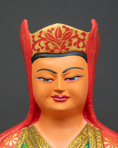 Gompopa Statue