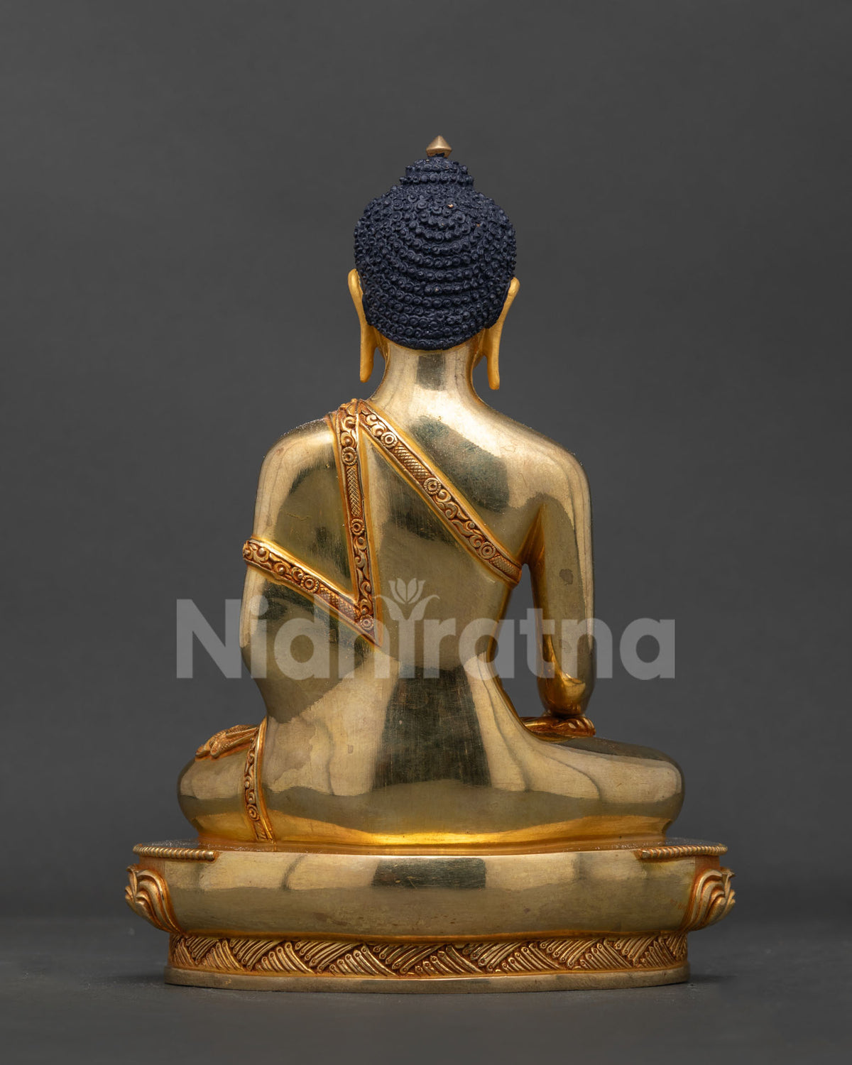 Mitrugpa Statue