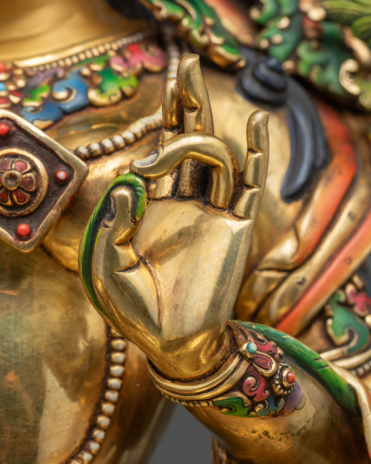 Elegant Green Tara Statue – Buddhist Compassionate Goddess Sculpture