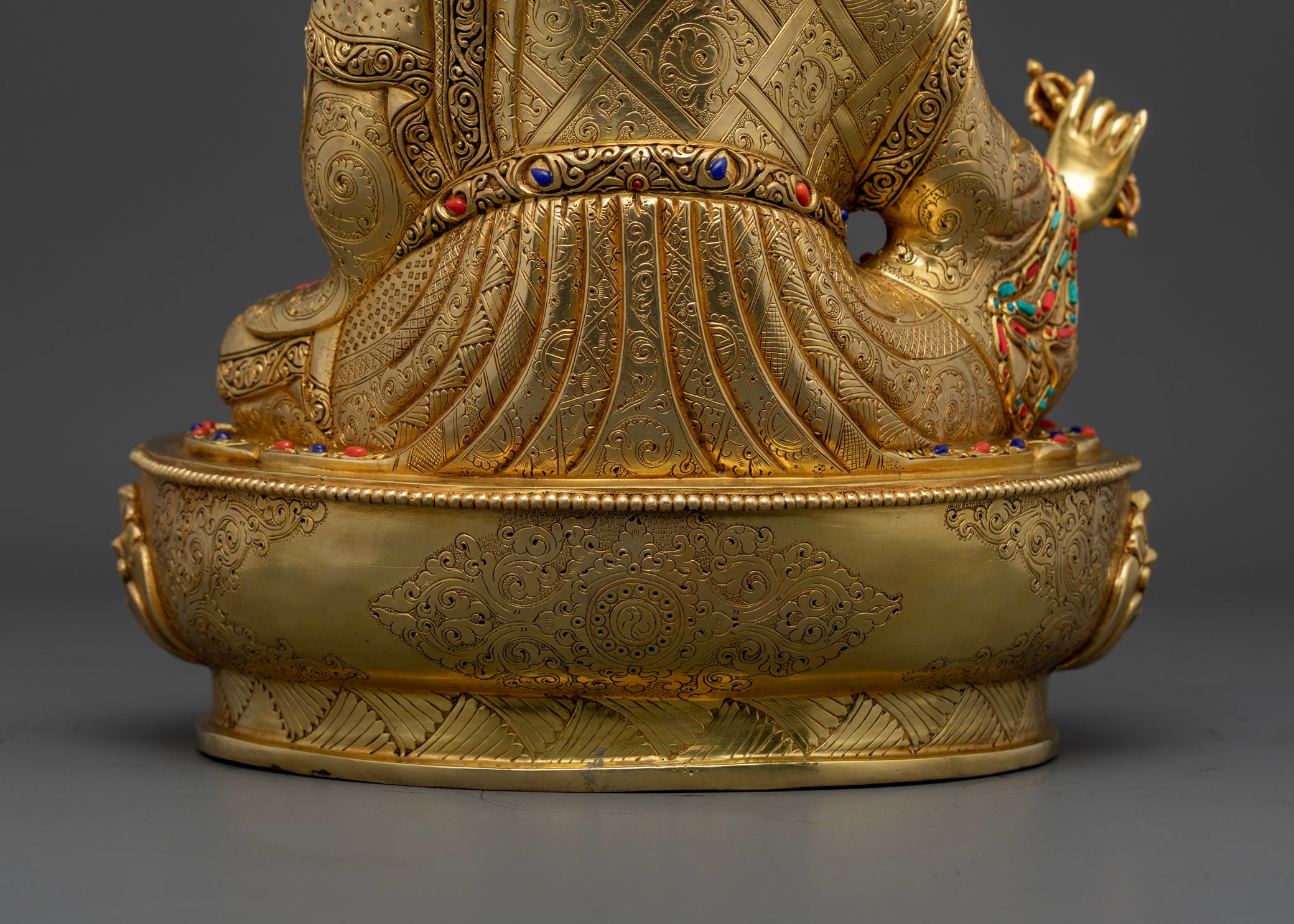 Buddhist Guru Rinpoche Statue | Tibetan Art