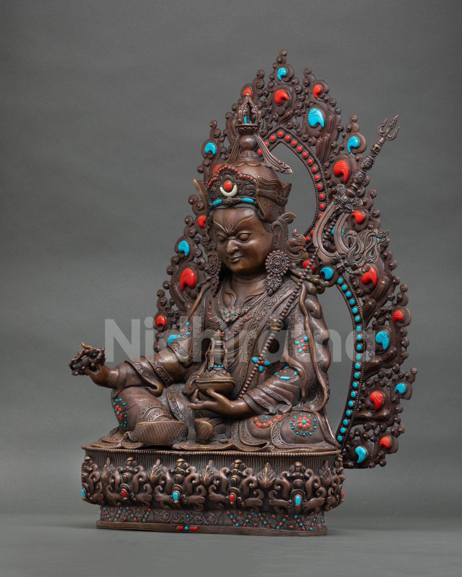 Guru Rinpoche Statue for Spiritual Practice and Blessings
