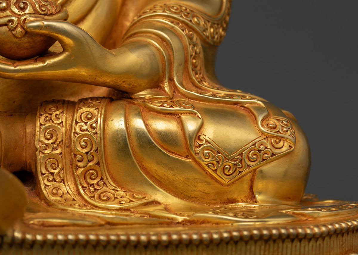 Guru Padmasambhava Statue for Spiritual Practice