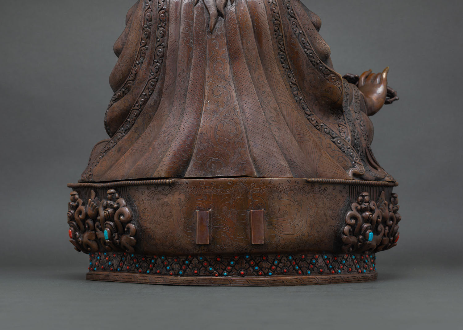 Guru Rinpoche Statue for Spiritual Practice and Blessings