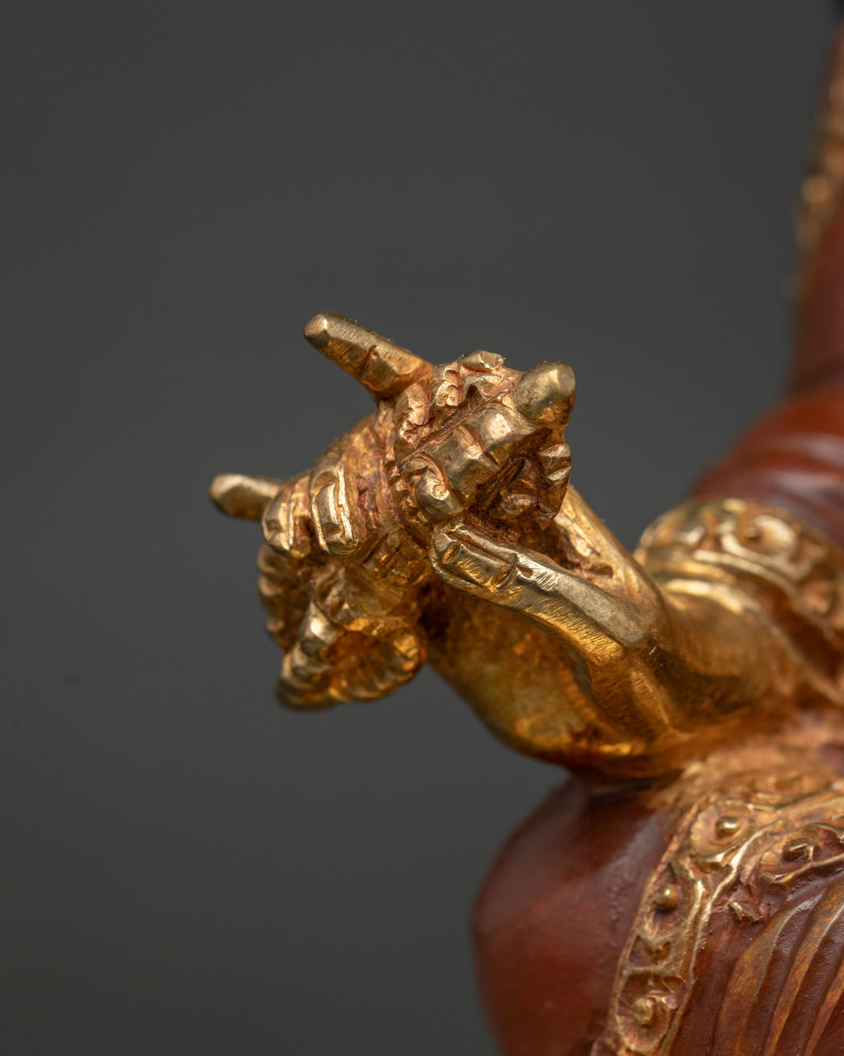 Guru Rinpoche Statue